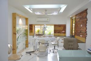 Dental Clinic operatory@ prarthana Hospital Prarthit Shah Architects Rajkot 